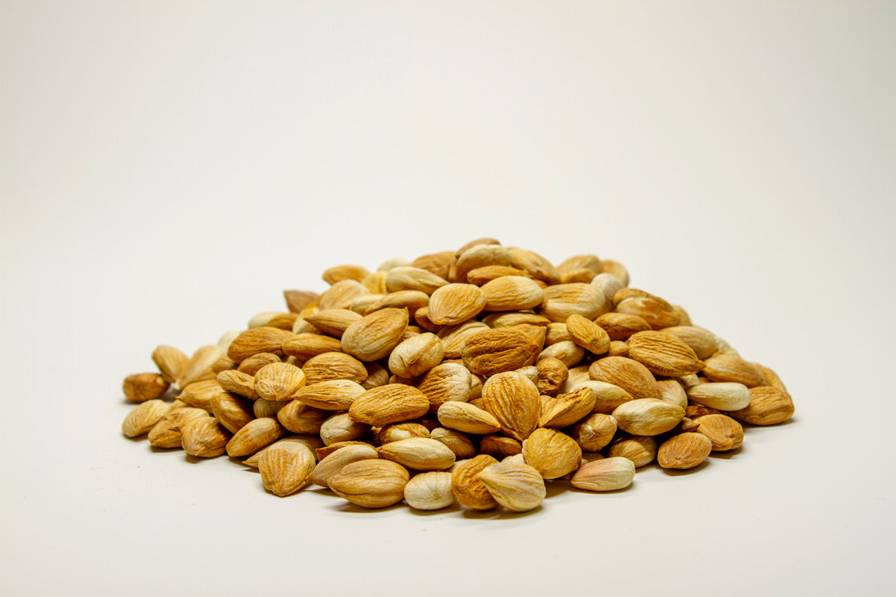 Sweet Apricot Kernels (125g)